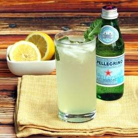 Mint Lemonade with Rum