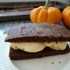 Pumpkin Ice Cream Sandwiches