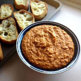 Spicy Chipotle Bean Dip