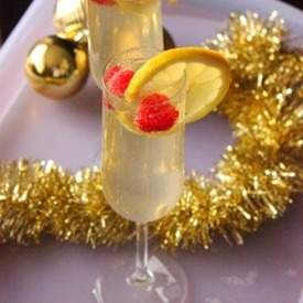 Lemon Raspberry Champagne Cocktail