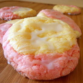 Strawberry Lemonade Cookies