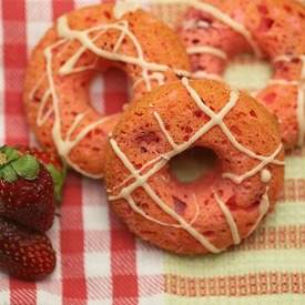 Baked Strawberry Cake Donuts