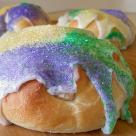 Mini Mardi Gras King Cakes