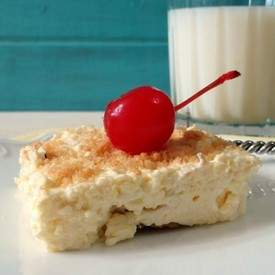 Lightened Up Banana Cream Pie Bars!