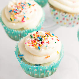 Homemade Vanilla Funfetti Cupcakes