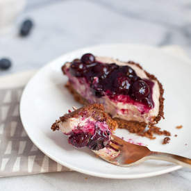 Blueberry Nutella cream pie