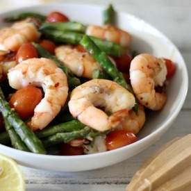 Shrimp with Asparagus and Tomatoes