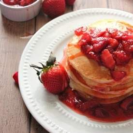 Ricotta Pancakes with syrup