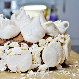 Chocolate and meringue cake