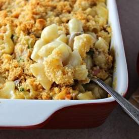 Light Cheesy Tuna Noodle Casserole