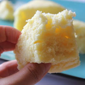 Grandma's 20-Minute Steamed Cake