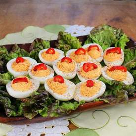 Sriracha Deviled Eggs
