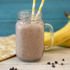Peanut Butter Banana Chocolate Chip Smoothie