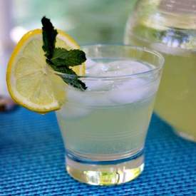 Sparkling Mint Lemonade