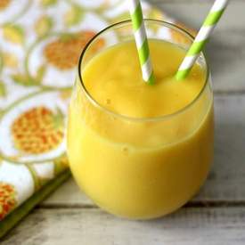 Mango, Pineapple and Aloe Smoothie