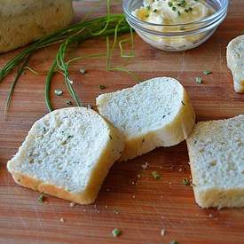 Vegan Sour Cream Chive Bread