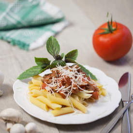pasta penne with bolognaise sauce