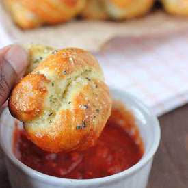 Pretzel Garlic Parmesan Knots