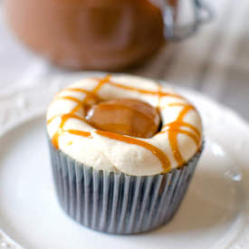 Caramelized White Chocolate Cupcakes