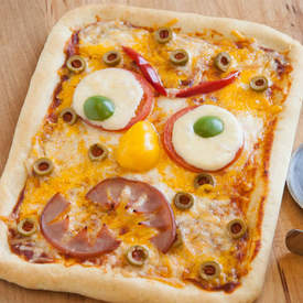 Monster Face Pizza