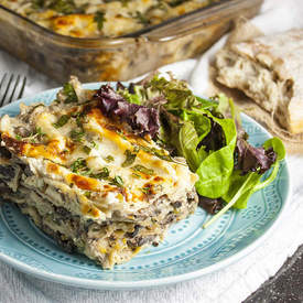 Skinny Creamy Mushroom Leek Lasagna