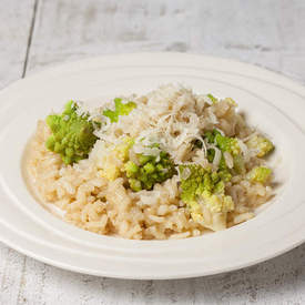Vegetarian romanesco risotto