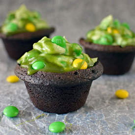M&M Cheesecake Brownie Cauldrons