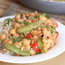 Peanut butter chickpea curry