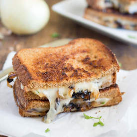 French Onion Grilled Cheese