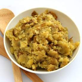 Slow Cooker Rustic Mashed Potatoes with Garlic and Herbs