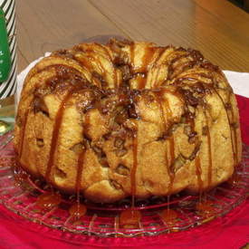 Spiced Apple Monkey Bread with White Wine Caramel