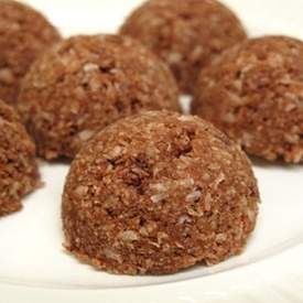 Raw Chocolate Coconut Macaroons