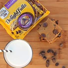 Caramel Gingerbread Blondies