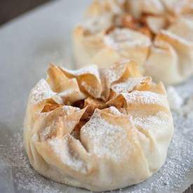 Mini apple pie tartlets