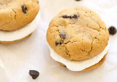 S'mores Sandwich Cookies 