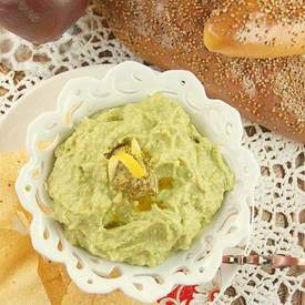 Italian Guacamole with pesto