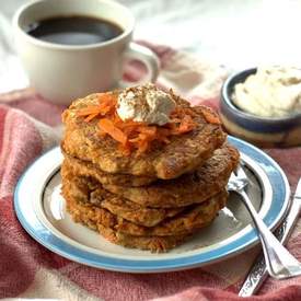 Vegan Carrot Cake Pancakes