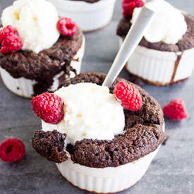 Mini Chocolate pudding cakes