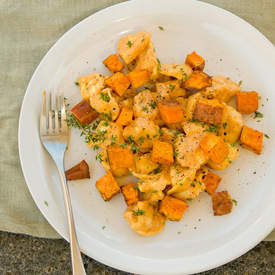 Cheese Tortellini in Pumpkin Gorgonzola Sauce 