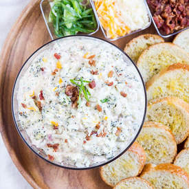 Cheesy Broccoli & Bacon Dip