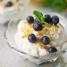 Blueberries with Lemon Cream