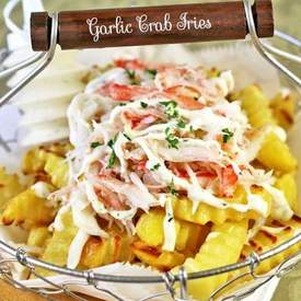 Garlic Crab French Fries With Aioli Sauce