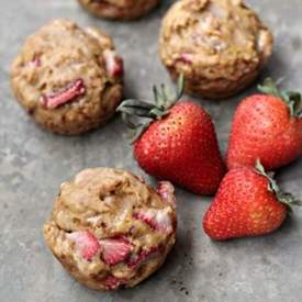 Gluten-Free Strawberry Lemonade Muffins 