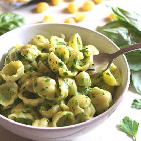 Pesto macaroni cheese