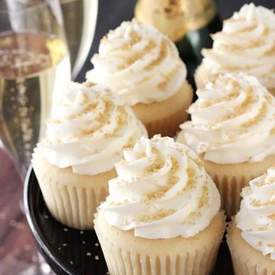 Best Easy Champagne Cupcakes