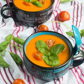 Roasted red pepper and tomato soup