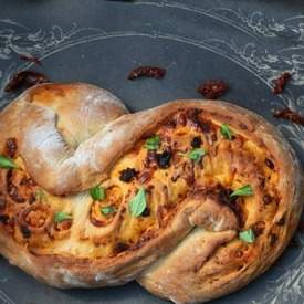 Sundried Tomato Garlic Bread