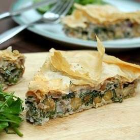 Spinach and ricotta strudel