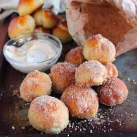 Baked Cinnamon Sugar Pretzel Bites